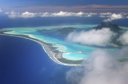 13175_bora_bora_aerial_view_of_island