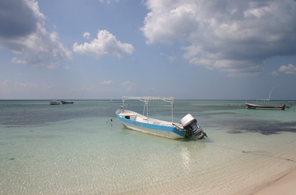 13234_akumal_beach