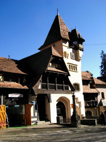 41029_sinaia_borgo_nei_pressi_del_castello_di_peles_bucarest
