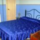 Lourdes y Carlos House