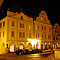 L'esterno di notte