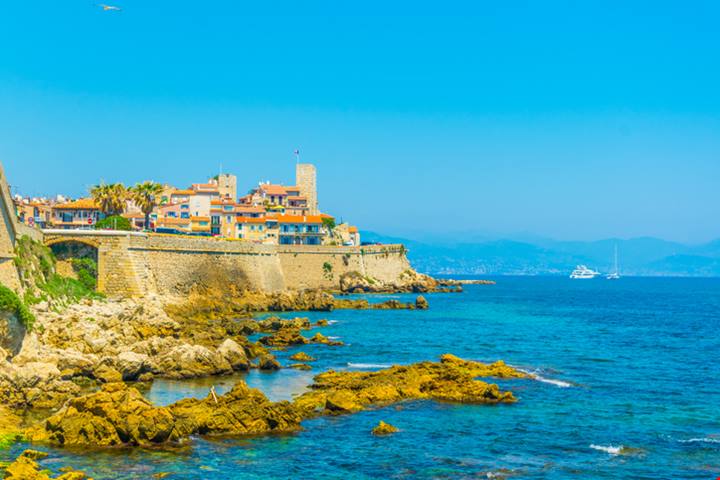Antibes: 4 luoghi alternativi per una vacanza unica nella perla della Costa Azzurra