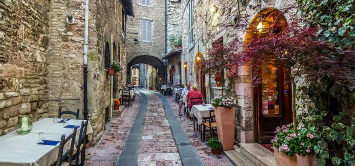 Assisi Viaggi di coppia, ecco quali sono le mete romantiche in Italia