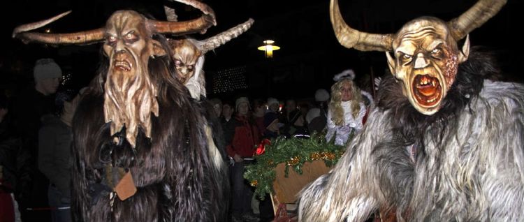 Natale nel mondo, Paese che vai usanze che trovi