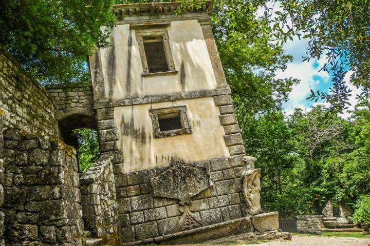 Bomarzo_2 Il Parco dei Mostri è il parco più spaventoso d'Europa
