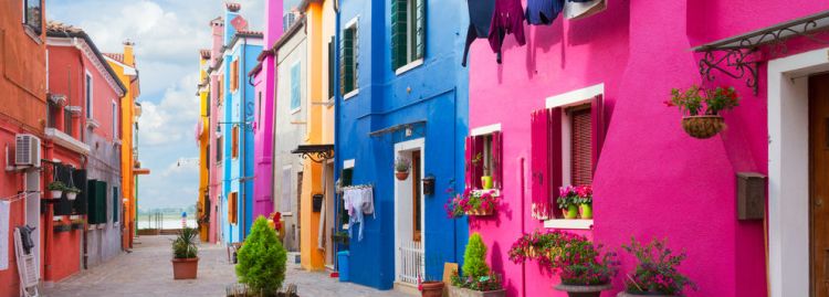 In Italia ci sono dei luoghi belli da sembrare finti