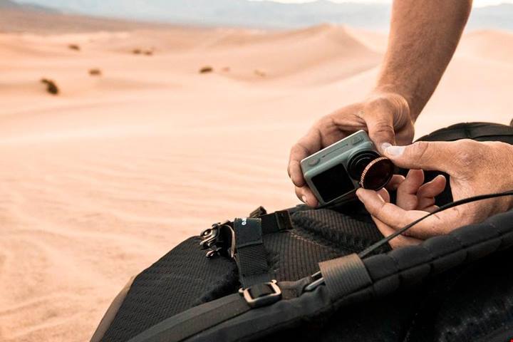 Camera_5 Mai più senza: 10 cose che non possono mancare per foto e video in viaggio