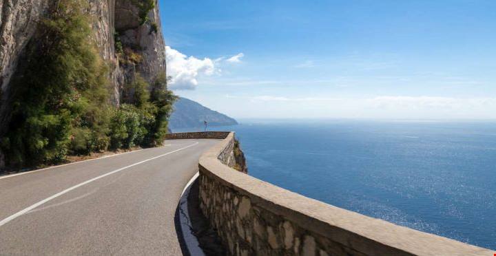 Costiera_Strada Viaggi on the road, sono loro le strade più emozionanti in Europa
