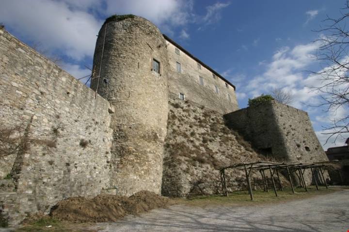 Fosdinovo_Castello I Castelli della Lunigiana, tra fortificazioni storiche e panorami da sogno