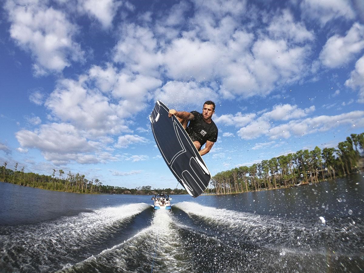 Nuove GoPro HERO8 Black e GoPro MAX:  le action cam inarrestabili