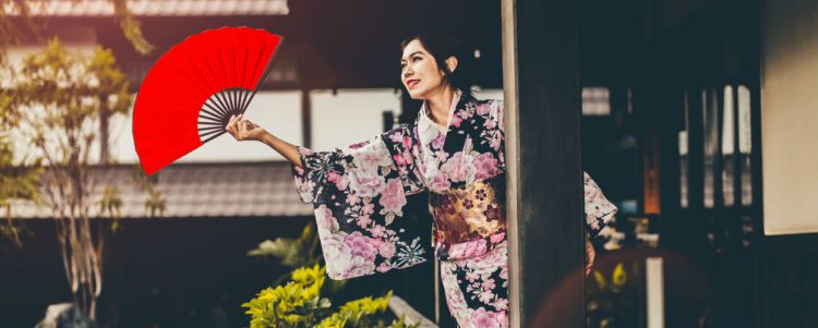 A Osaka, passeggiando nel quartiere delle geishe