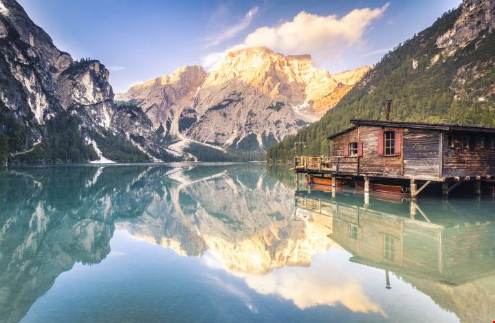 Lago_Braies In montagna con Lidl e PaesiOnLine: le 5 mete più belle d'Italia