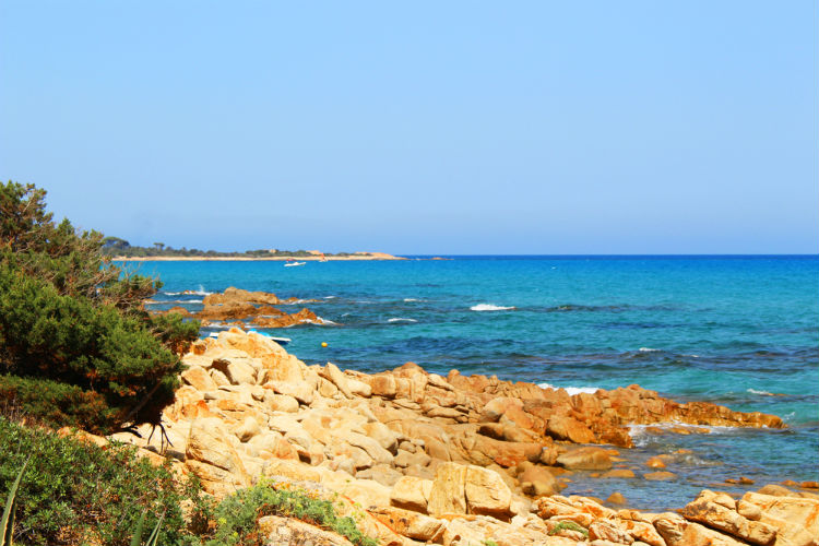 Al mare con Lidl e PaesiOnLine: le cinque spiagge più belle d’Italia