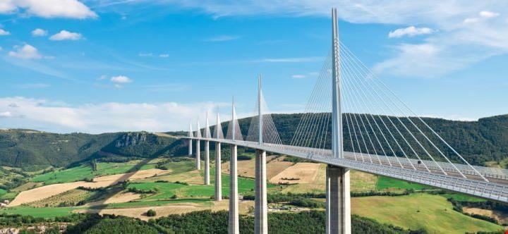 Millau_Ponte Viaggi da brivido alla scoperta dei ponti più alti del mondo