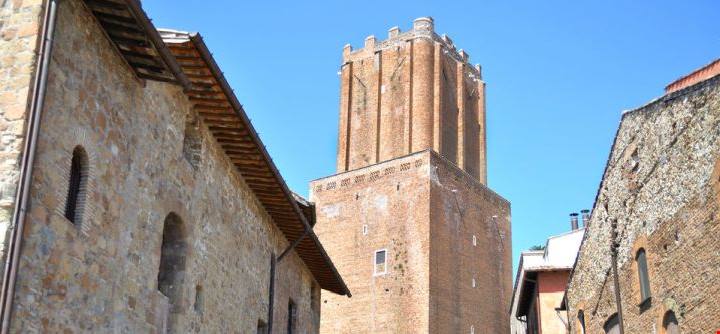 Roma_Milizie Tutte le torri pendenti in giro per il mondo