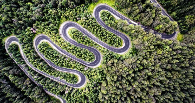 Viaggi on the road, sono loro le strade più emozionanti in Europa