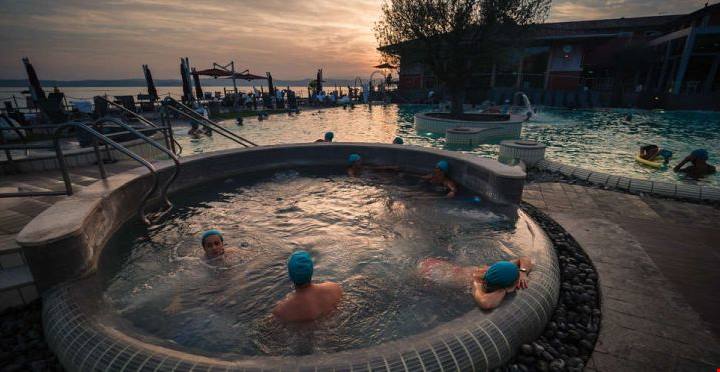 Sirmione_Terme Capodanno 2018 alle terme, dove andare per festeggiare in Europa