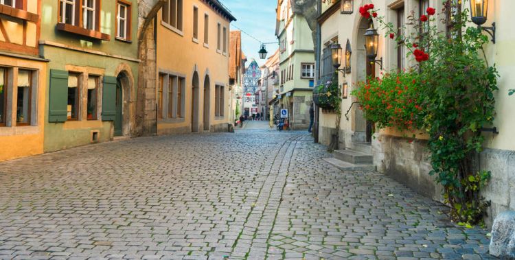 Viaggi on the road, sono loro le strade più emozionanti in Europa