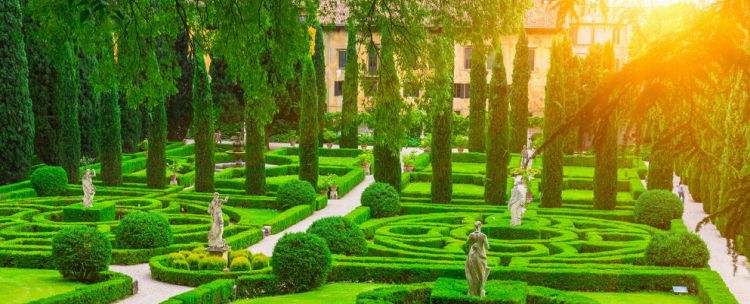 L'Italia dei giardini romantici. Un viaggio nella 'Penisola Verde'
