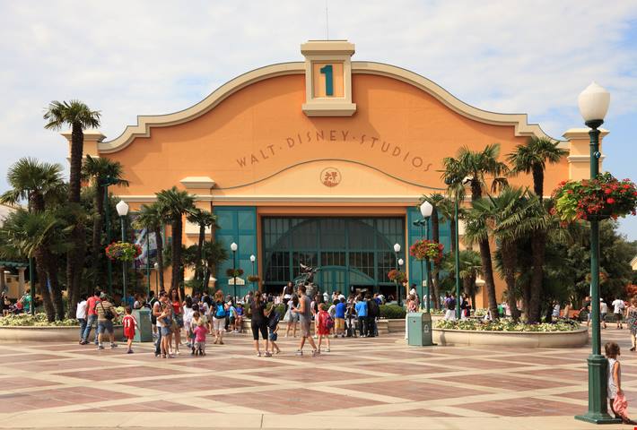 Disneyland Paris: le 10 migliori attrazioni del parco divertimenti più famoso del mondo