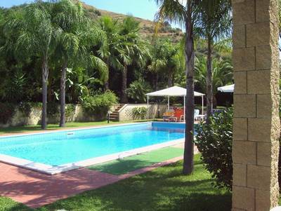 Bed and Breakfast  Al pergolato