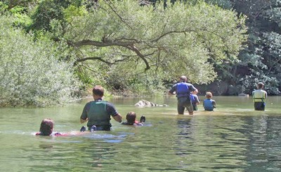 Escursione Active Holiday Aquatrek nel Fiuma Fiora