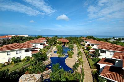 Beach & Dive Resort, Beach Front Condos, SPA