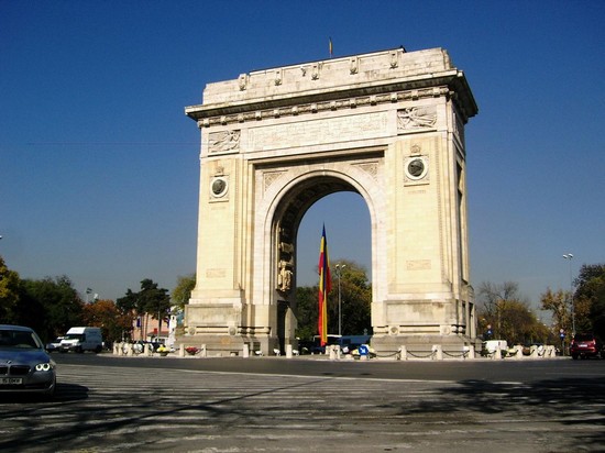Photo arco di trionfo bucarest in Bucharest - Pictures and Images of Bucharest 
