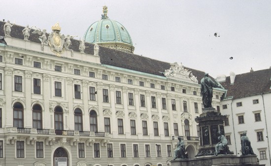 Photo hofburg vienna in Vienna - Pictures and Images of Vienna 