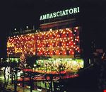 L'esterno di notte L'esterno di notte