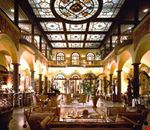 L'atrio dell'hotel L'atrio dell'hotel