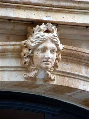 La facciata