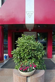 Esterno