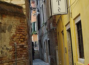 La via dell'hotel La via dell'hotel