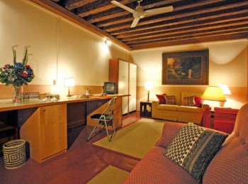 Salone