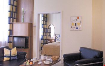 Suite Suite