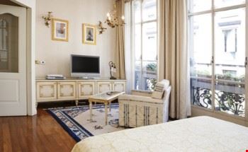 Suite Suite