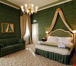 Suite Suite