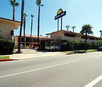 La via dell'hotel