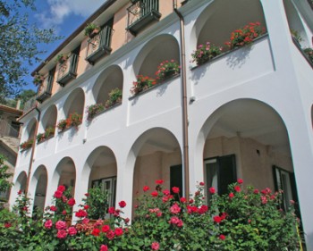 Esterno