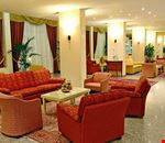 L'atrio dell'hotel L'atrio dell'hotel