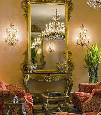 L'atrio dell'hotel