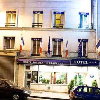 L'esterno di notte
