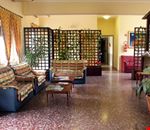 L'atrio dell'hotel L'atrio dell'hotel