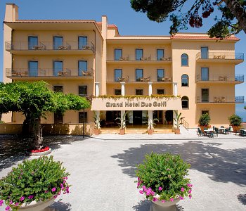 La facciata