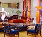 L'atrio dell'hotel L'atrio dell'hotel