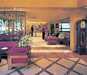 L'atrio dell'hotel