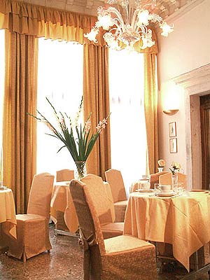 Salone