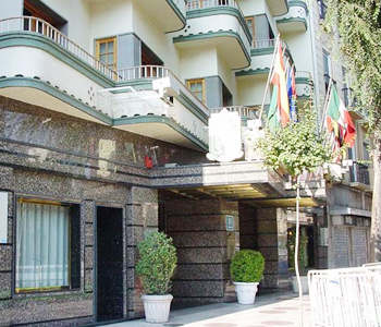 Esterno