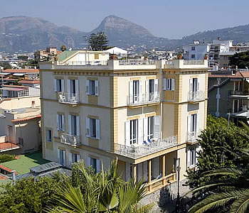 La facciata